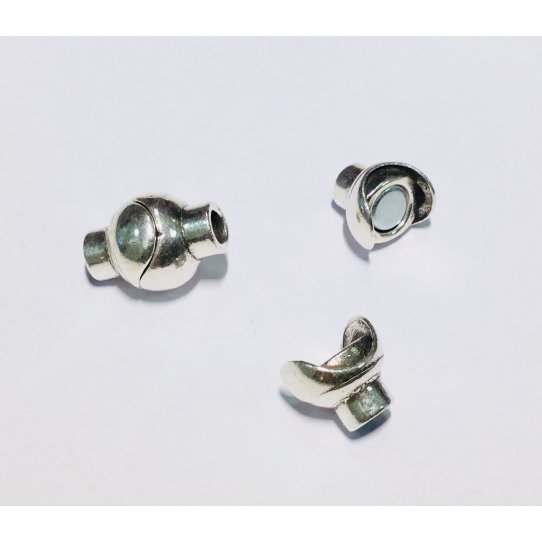 Magnetic clasp for round cord of 3mm