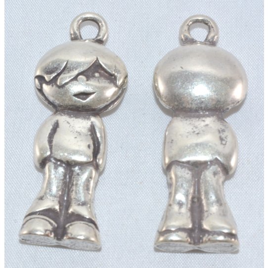 Pendant - boy hands in pocket