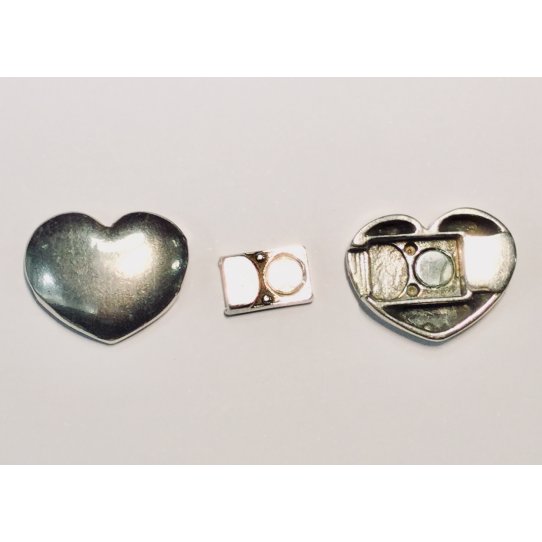 Pewter smooth heart magnetic clasp for leather 5 mm