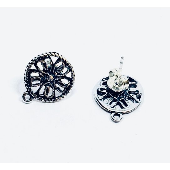 Boucles d'oreilles à clous 