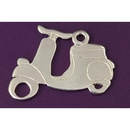 Pendant moto-scooter Vespa 