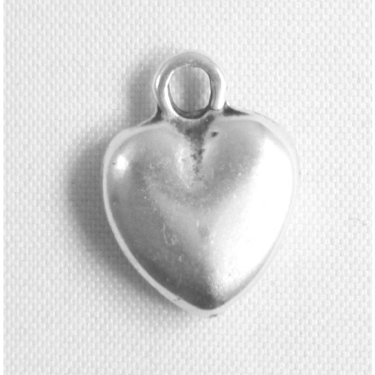 Pendant - plump heart