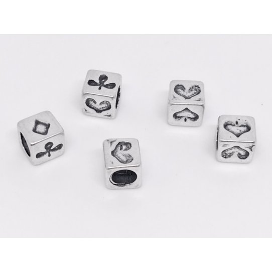 Perles cube motif jeu de cartes diam trou 4mm