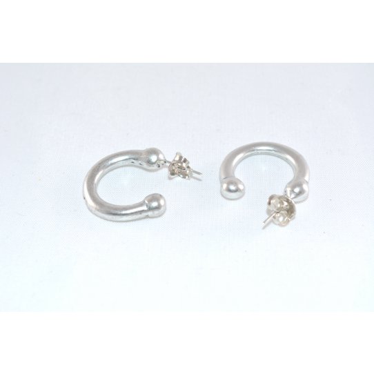 Boucles d'oreille demi-crole 