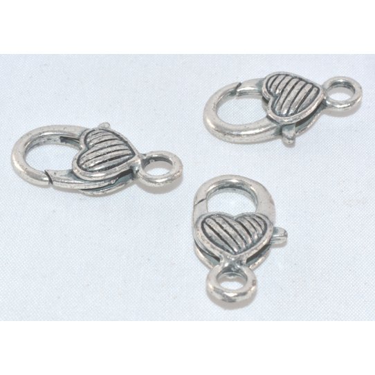 Carabiners with striped heart