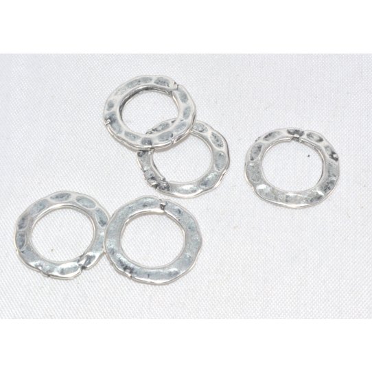 hammered rings
