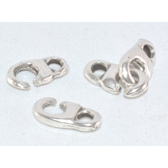 Hook clasp