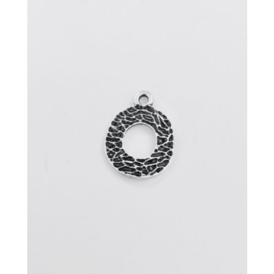 Pendant cercle plat martelé