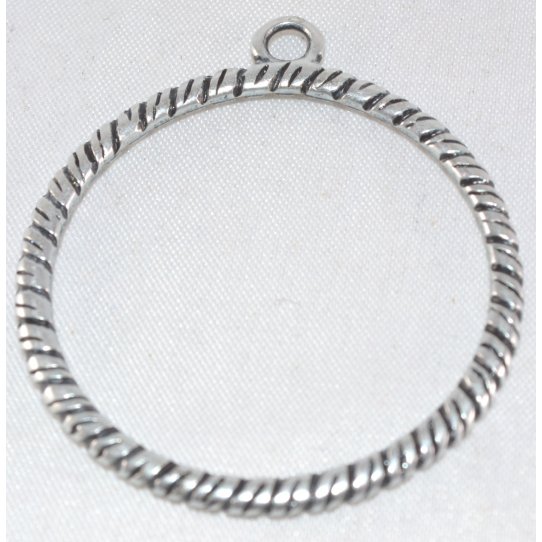 Pendant cercle strié