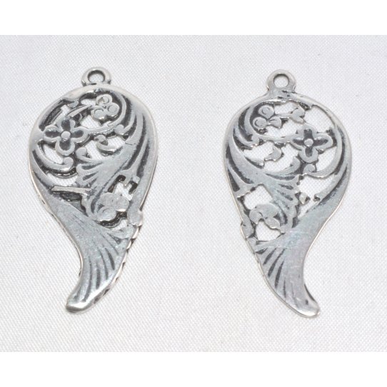 Pendant - ornate wing