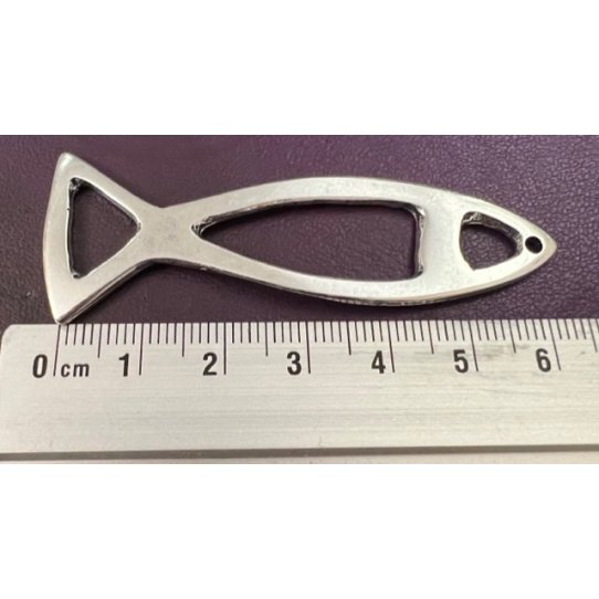 Pendant poisson 84 x17.8 mm