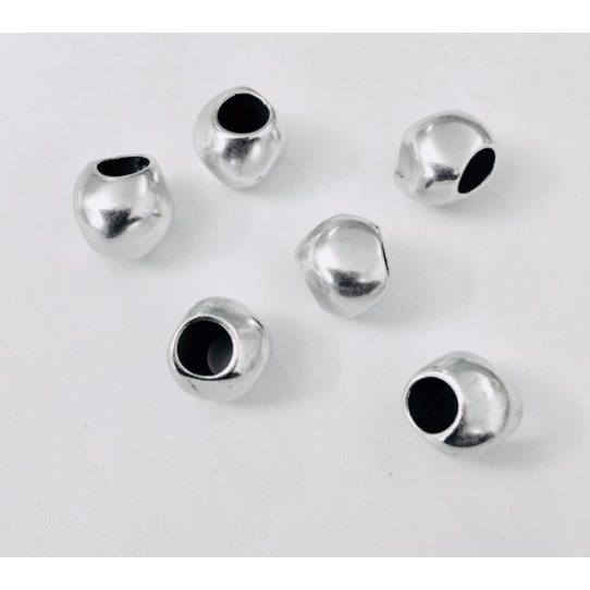 Perles irregulier 9mm de diamtre avec trou 4.50mm
