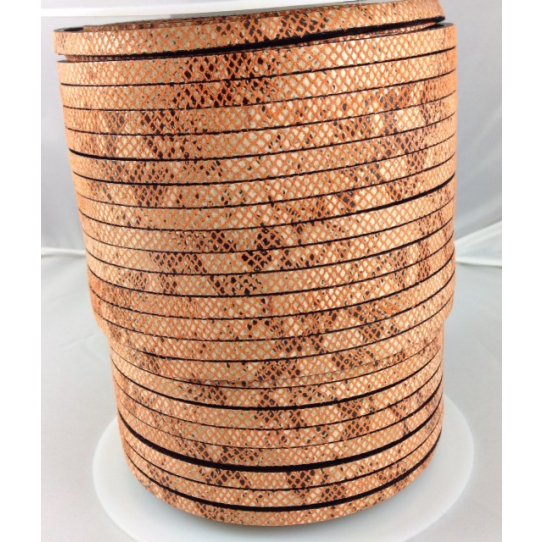 Calf leather with snake pattern 5mm, 4.17 ht /m is  5 ttc