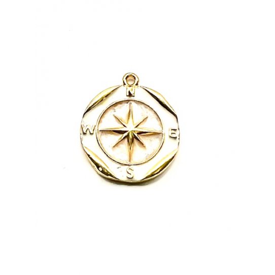 Pendant toile du nord maill en laiton dor