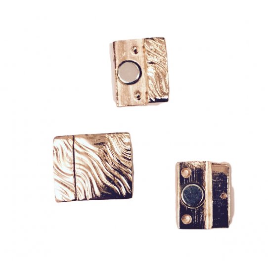 Pewter magnetic clasp for flat leather 15 mm waves pattern