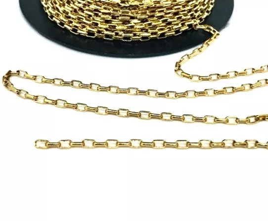 Chaine fine doré à l'or fin 24 carat en France, 1 micron