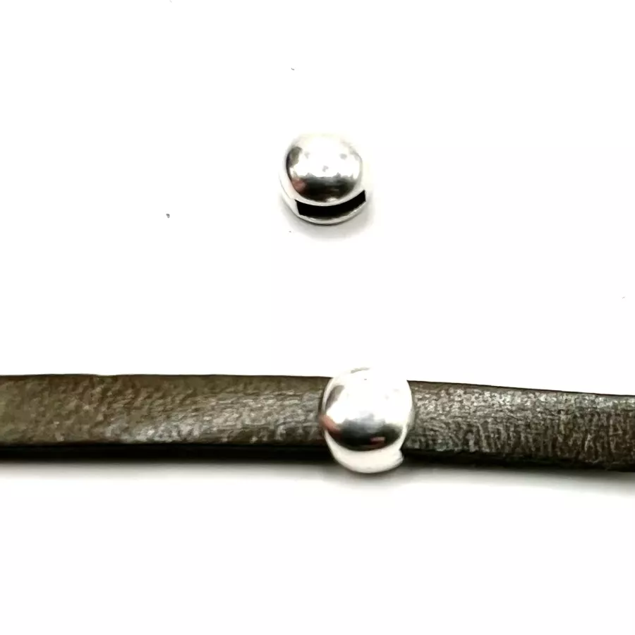Passant demi-sphère pour cuir plat 5mm en argent antique