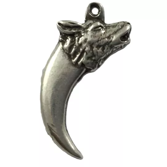 Pendant tête de loup avec dent