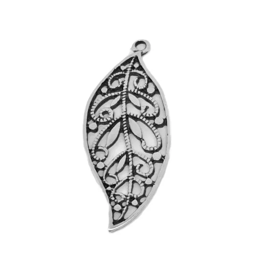 Pendant feuille ajourée