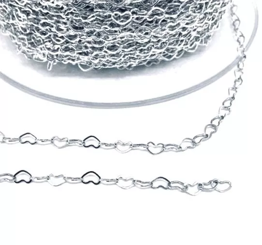 Chaîne petits cœurs, en laiton plaquée 10 microns en France