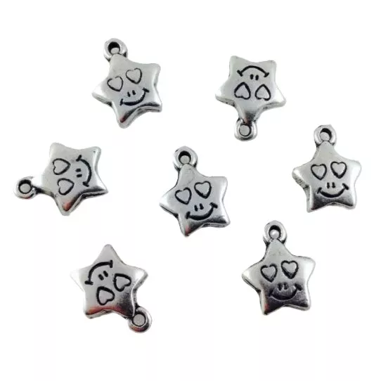 Pendant étoile avec visage