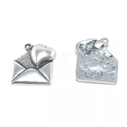 Pendant enveloppe ouverte avec coeur