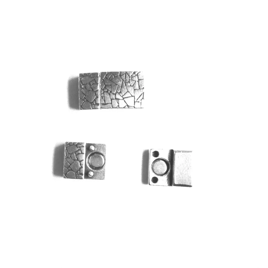 Fermoir aimanté en étain motif craquelé pour cuir plat 10mm - Argent