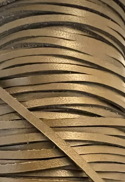 Cuir de Veau  Marron clair 2mm vendu par 5 metres