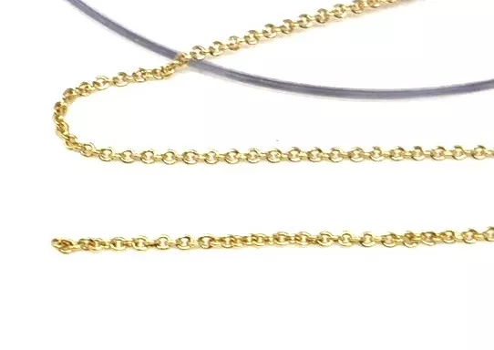 Chaîne très fine en laiton doré à l'or fin 24 carat, 1 micron en France