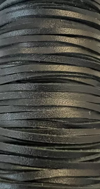 Cuir de Veau Noir  2mm vendu par 5 mètres