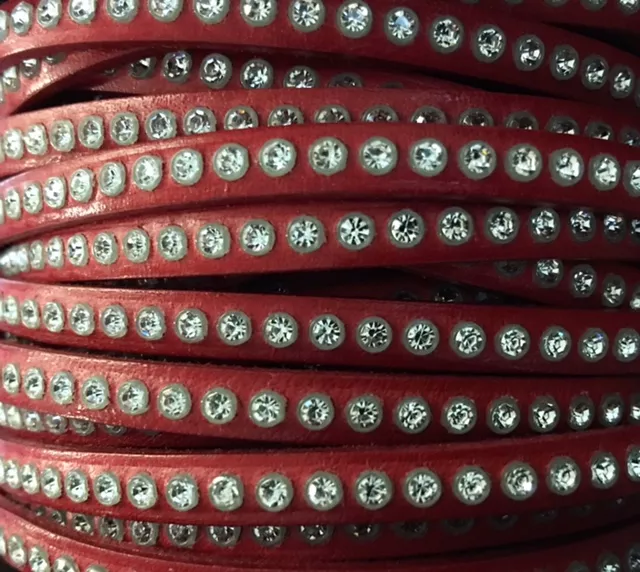 Cuir de veau avec véritable Swarovski 6mm- - Rouge