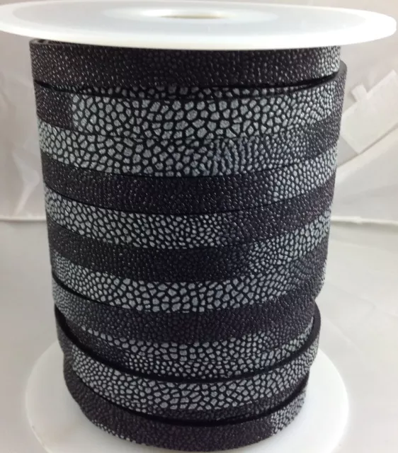 Cuir (Style Galuchat) poisson Raie en 10mm - Noir