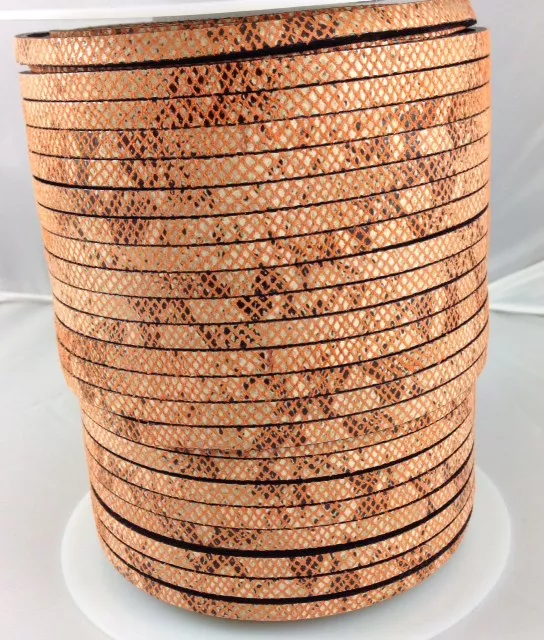 Cuir veau motif serpent 5mm, 4.17€ ht /m soit  5€ ttc - Orange