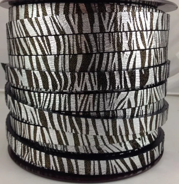 Cuir de chèvre 10mm motif zebre argenté - Noir