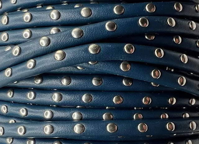 Cuir rond cousu et clouté 5 mm , en chèvre - Bleu