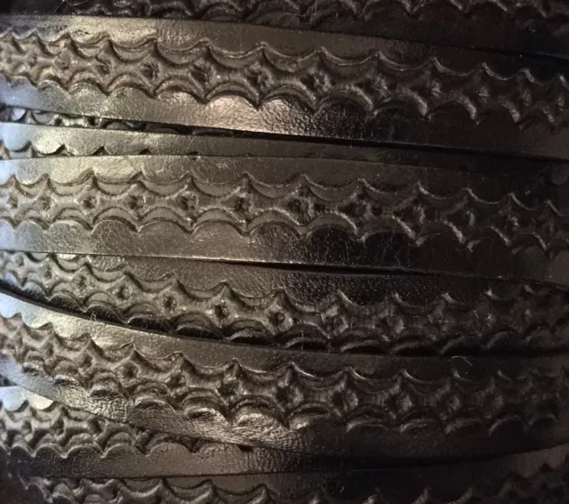 Cuir de veau 10mm  avec motifs - NOIR1