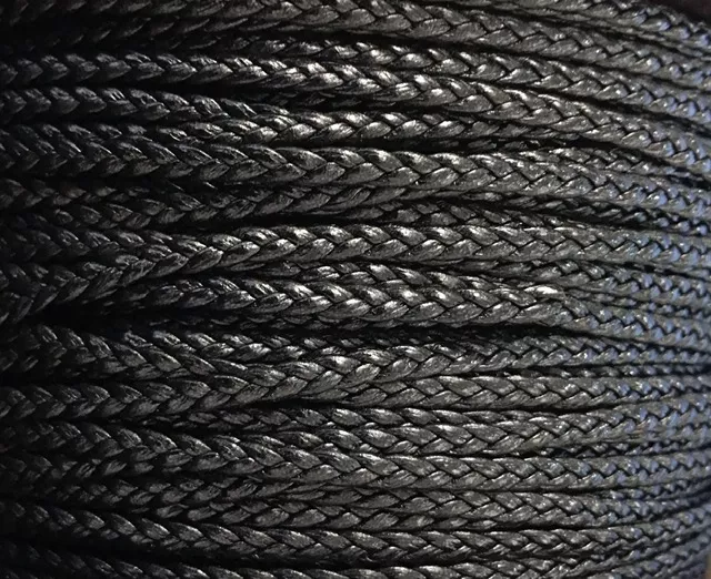 Cuir d'agneau tressé 3mm-qualité joallerie-NOUVELLES COULEURS - bleu marine metalisé