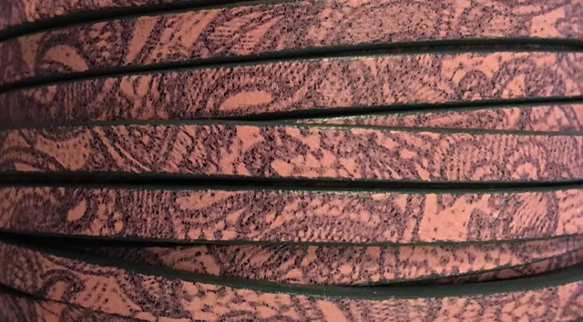 Cuir de veau imprimé; nouveaux modèles - Rose clair