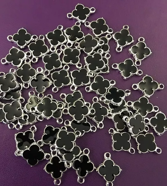 Intercalaire trèfle à 4 feuilles émaillés base argenté - Noir