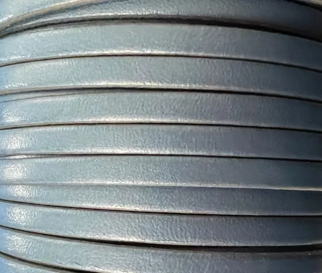 Cuir de veau nacrés 5mm - Bleu ciel