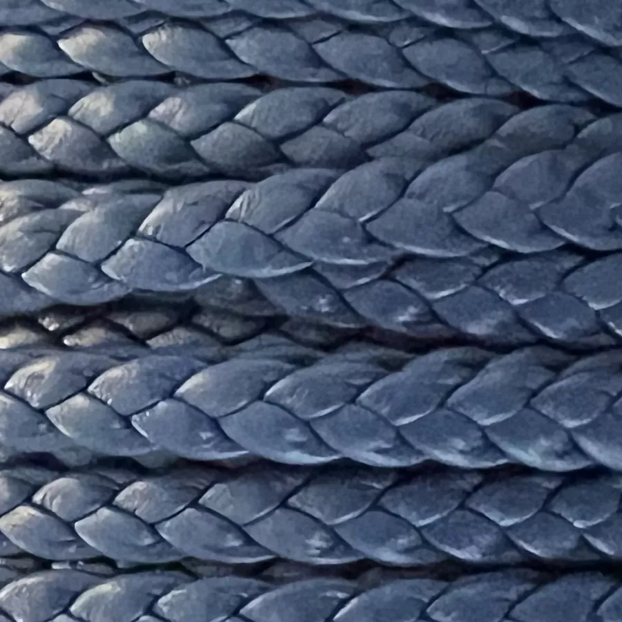 Cuir Italien tressé chèvre en 7mm - Bleu éléctrique