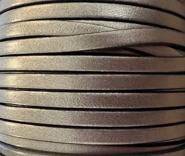 Cuir de Veau Metallisé en 5mm - Argent antique