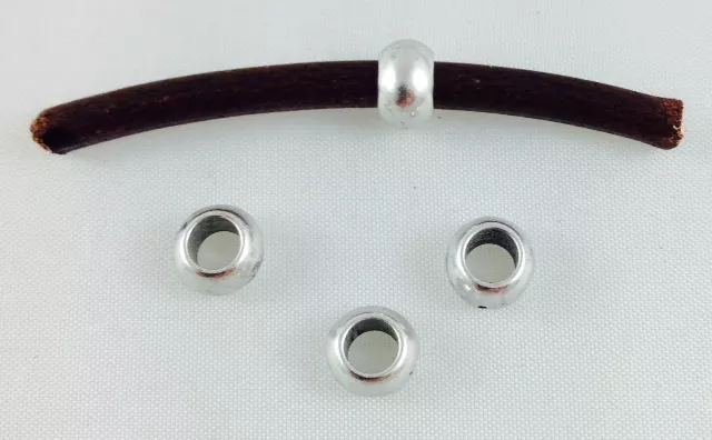 50 Perles plaqué argent pour cuir rond4mm