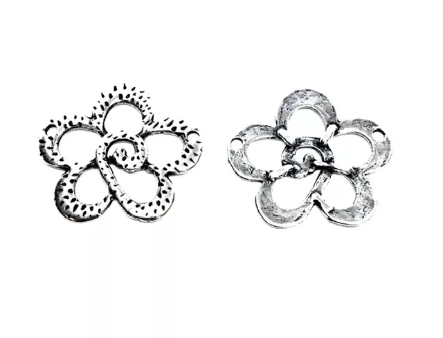 Fleur en intercalaire