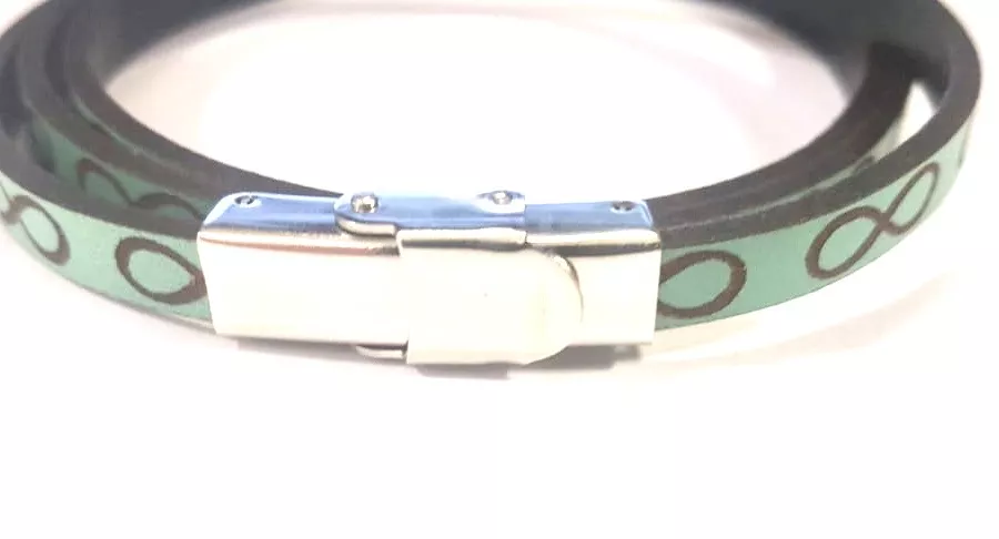 Fermoir en acier à clips ajustable 6x3mm