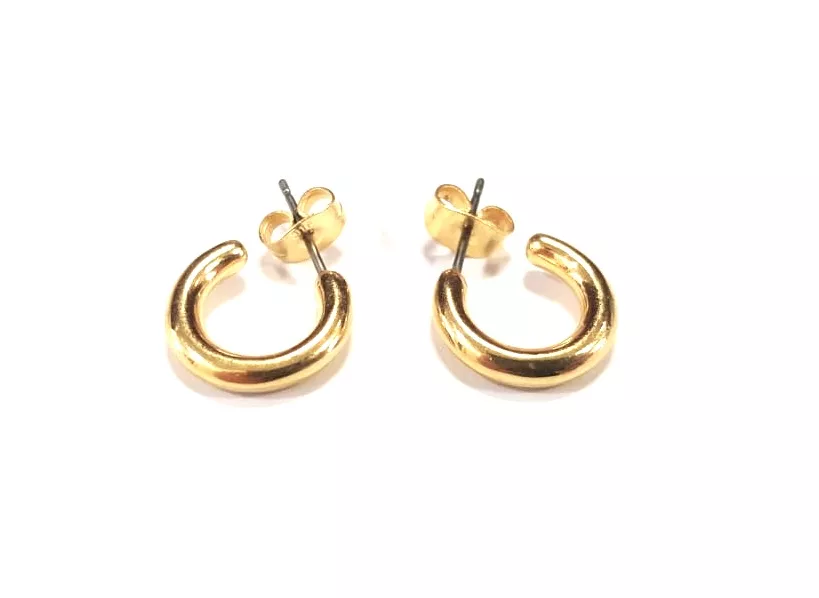 Petites boucles d'oreilles créoles