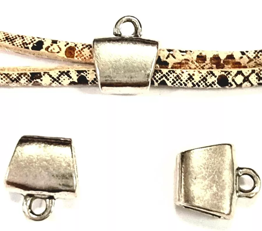 Passant accroche-breloque pour cuir plat 4mm