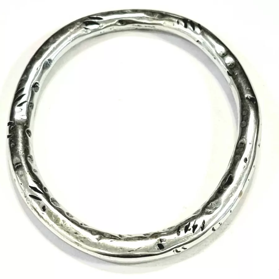 Cercle ovale martelé