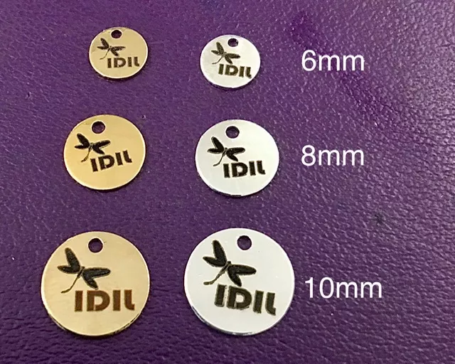 Pendant en laiton 6mm argent vif 10microns FR avec gravure inclue