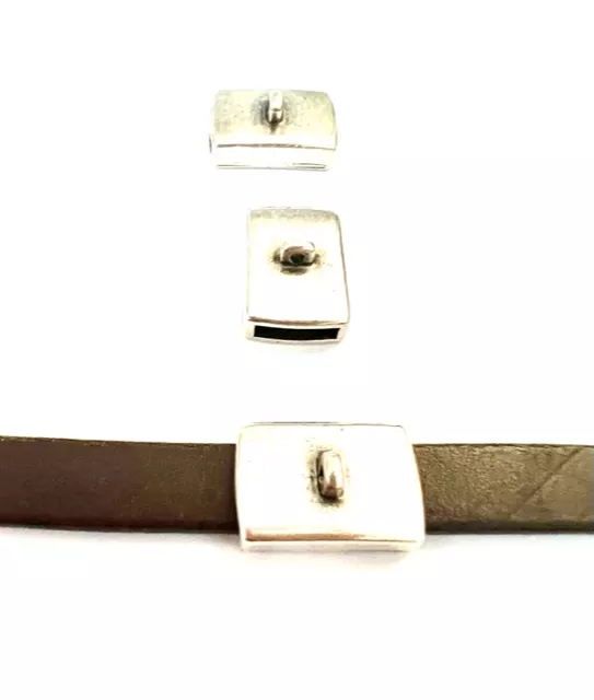 Passant accroche breloque pour cuir 10mm